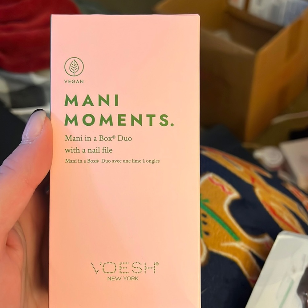Mani in a box